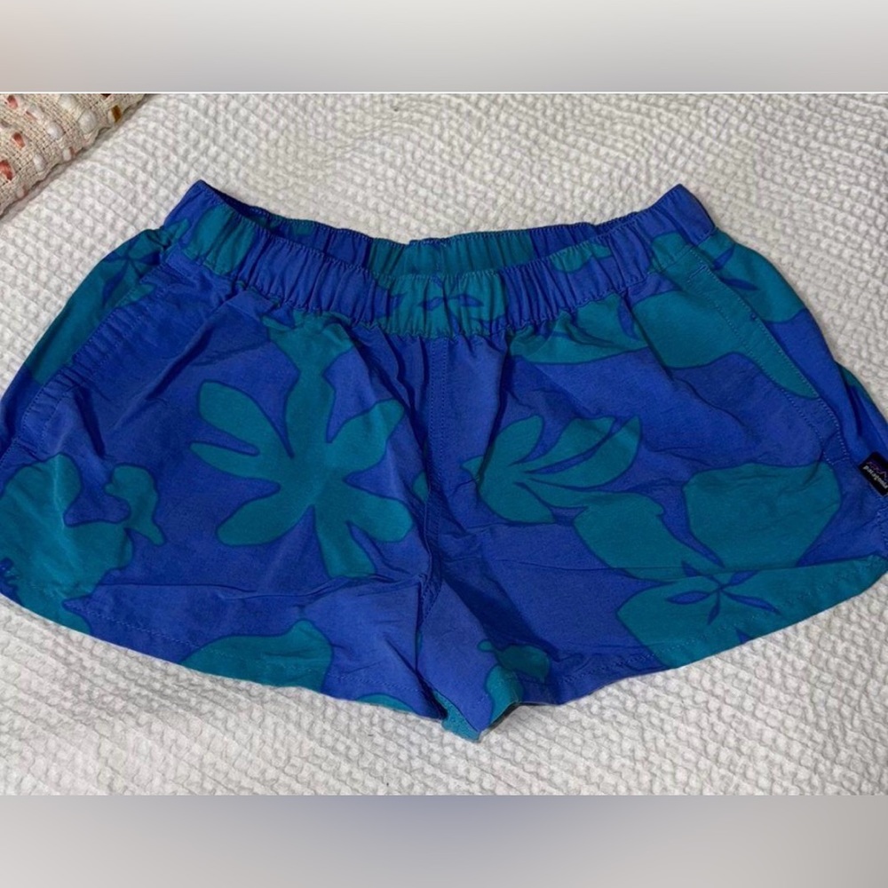 Patagonia Women’s Barely Baggies Shorts- 2 1/2”